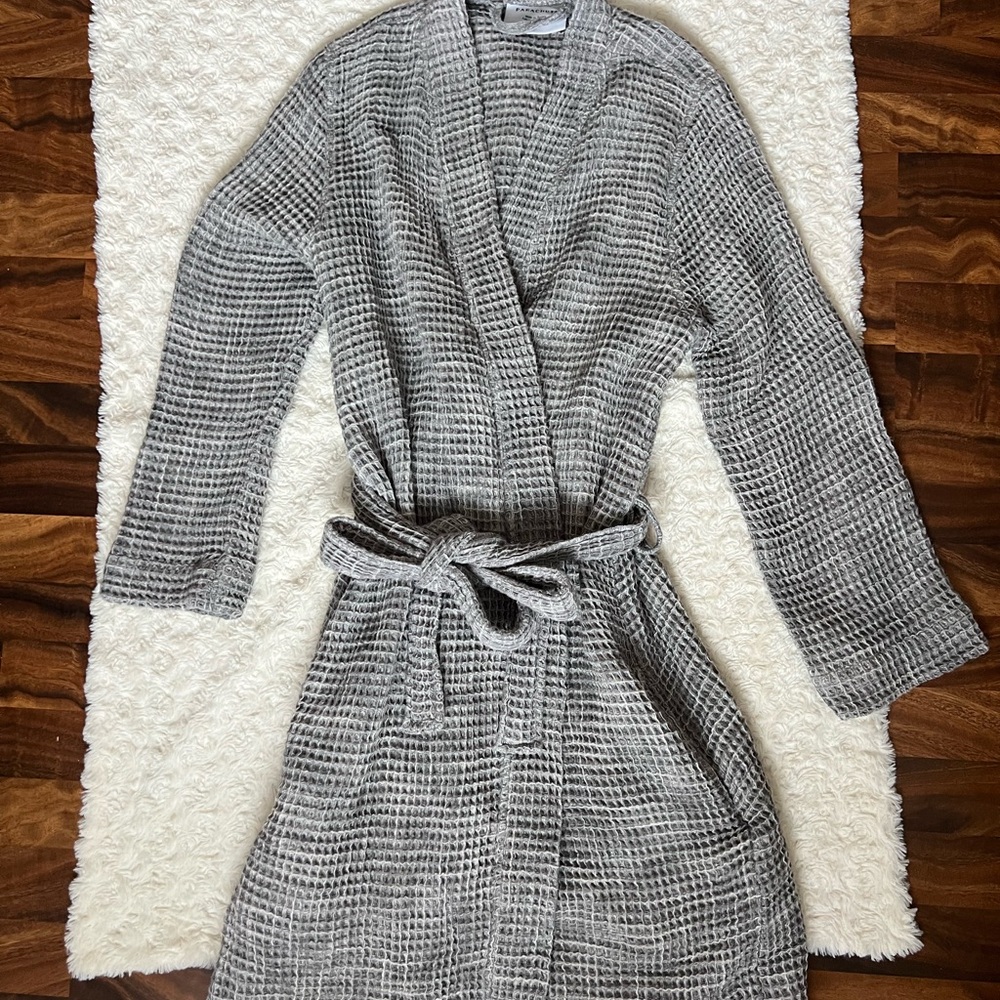 Parachute Women's Gray Waffle Knit Robe